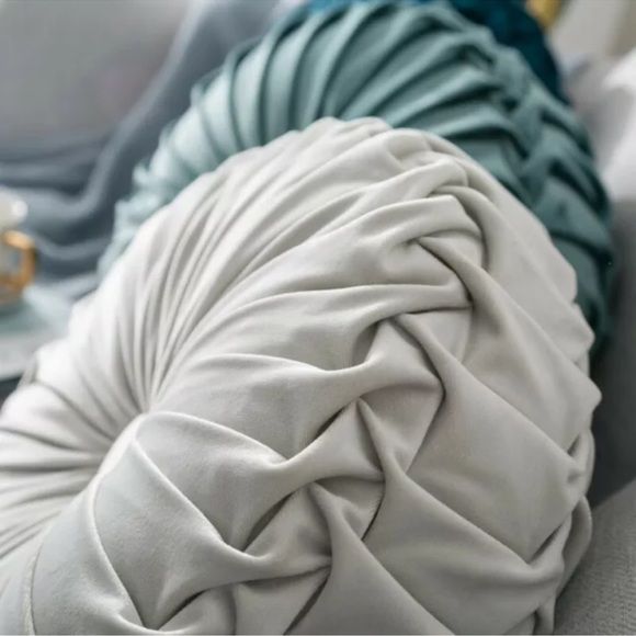 NEW Pleated Round VELVET Throw Pillow Chair Sofa Living Room Home Decor U CHOOSE - Picture 10 of 15